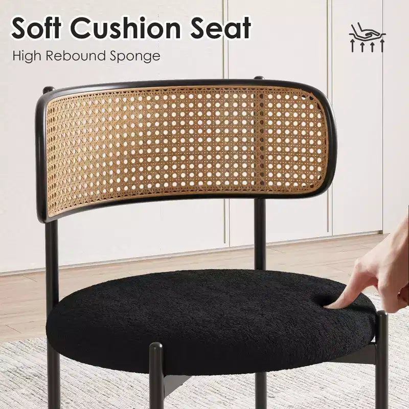 Sedie da pranzo moderne imbottite con gambe in metallo e schienale in rattan, per sala da pranzo e cucina, colore nero