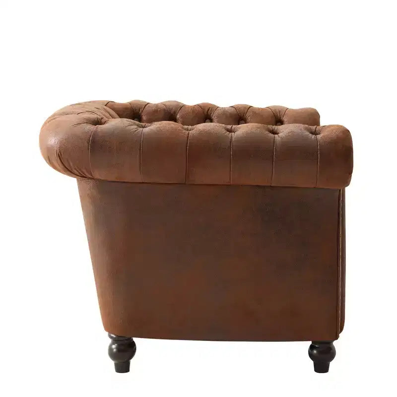 Poltrona Chesterfield moderna, Poltrona Club con braccioli a voluta, Borchie decorative e gambe in legno massello