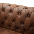 Poltrona Chesterfield moderna, Poltrona Club con braccioli a voluta, Borchie decorative e gambe in legno massello
