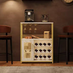 Mobile bar per vini, armadietto da caffè e vino in stile rustico con presa di corrente e luce LED, credenza per liquori dorata con portabottiglie e porta bicchieri rimovibili