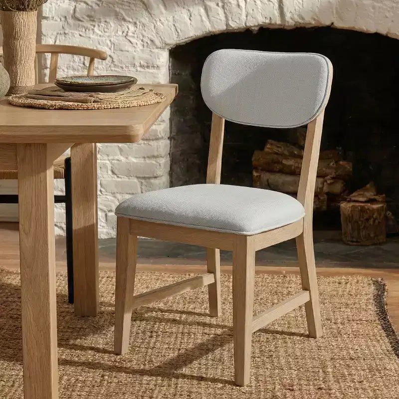 Sedie da pranzo in legno massello con schienale ergonomico e cuscino spesso 3,3", per sala da pranzo e soggiorno
